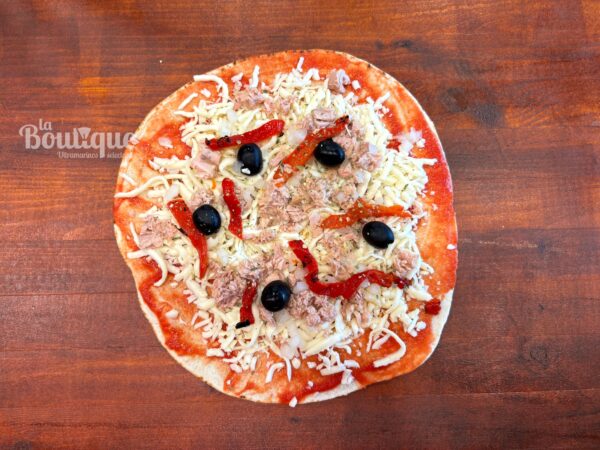 PIZZA ATUN Y PIMIENTO LA BOUTIQUE 400GR. APROX.