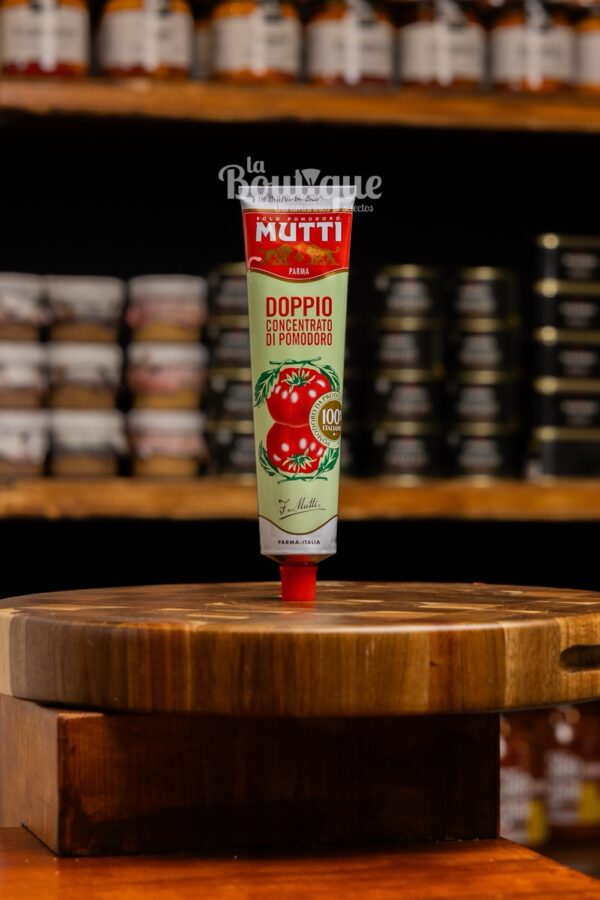 SOLO POMODORO CONCENTRADO MUTTI 130GR.